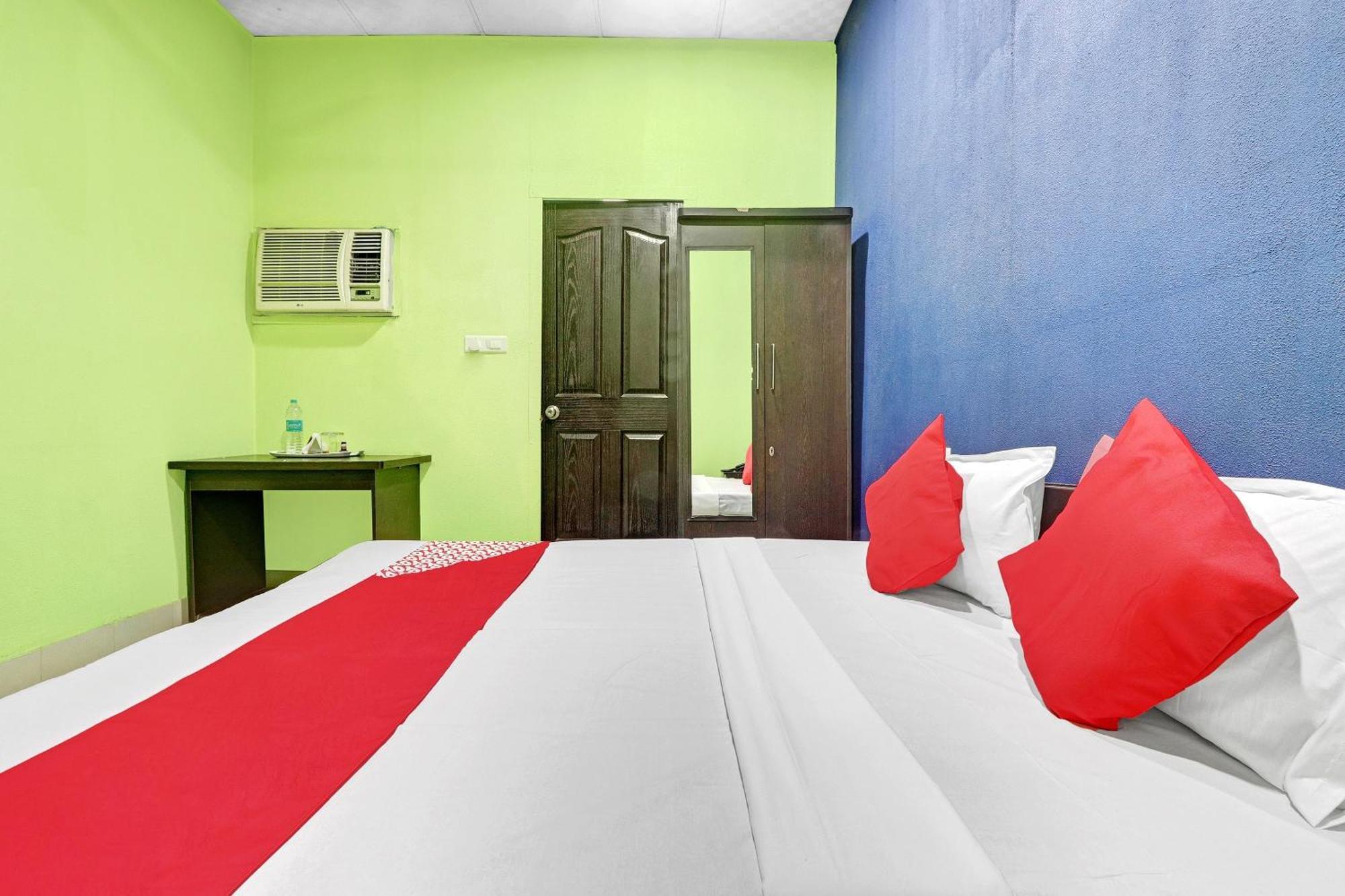 Hotel O Drizzling Land Muradnagar Exterior foto